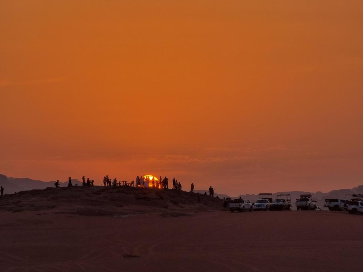 Desert Knights Camp Ваді-Рам Екстер'єр фото